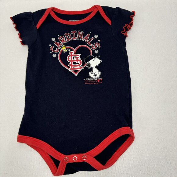 St Louis Cardinals 18 Month Snoopy Hearts One-Piece Bodysuit MLB Genuine Merch - Picture 1 of 8